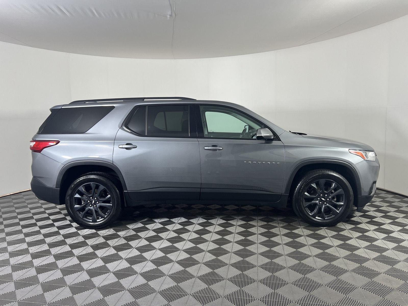 Used 2020 Satin Steel Metallic Chevrolet RS image 26