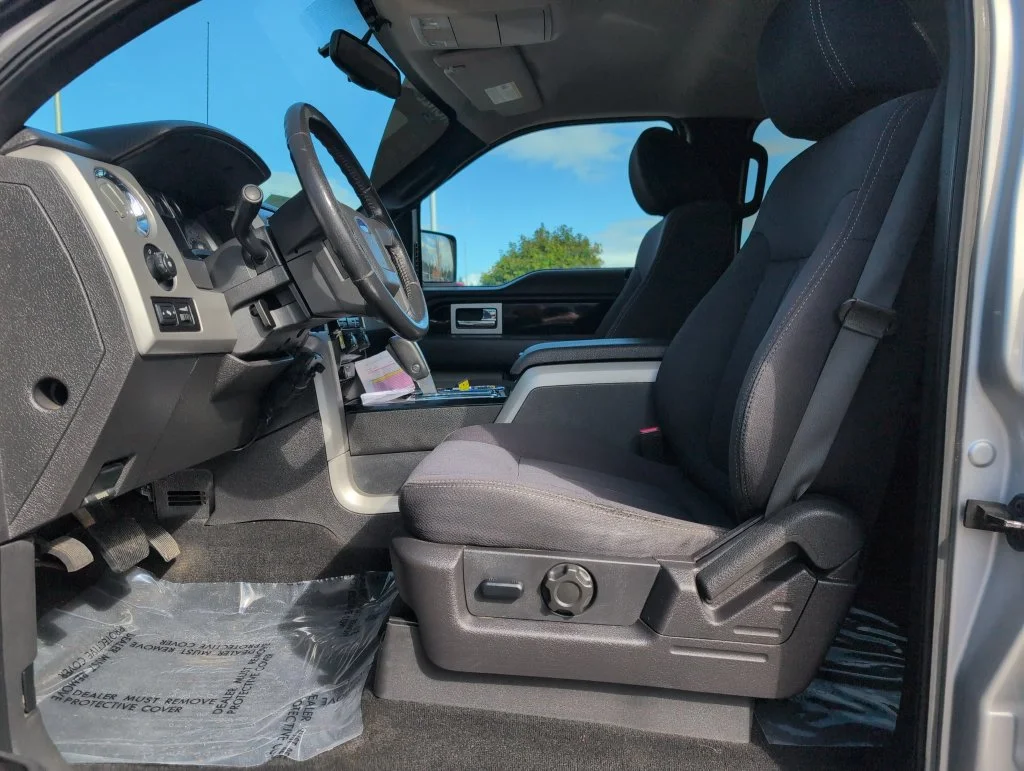 Used 2010 Silver Ford FX4 image 4