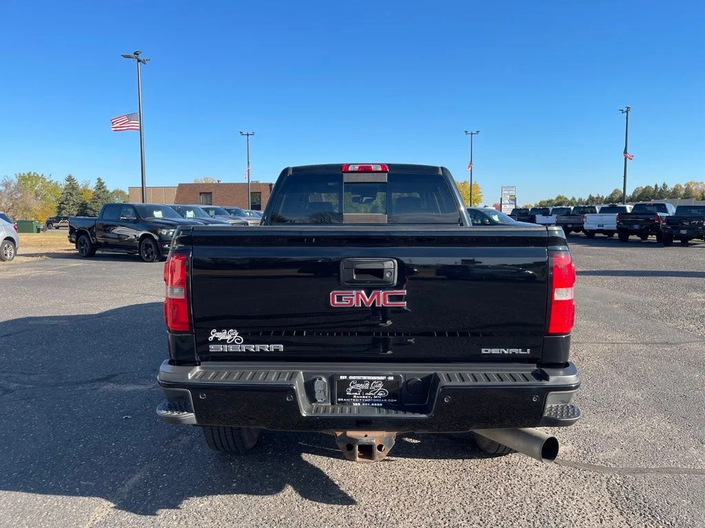 Used 2016 Black GMC Denali image 6