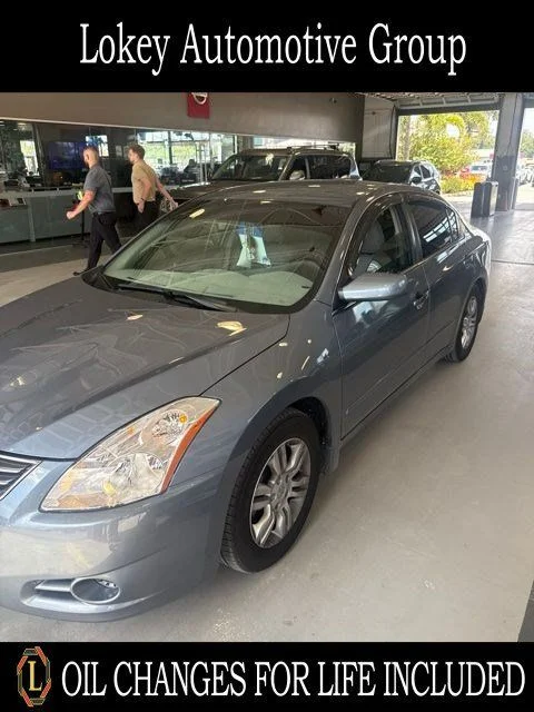 2010 Nissan Altima 2.5 S CVT's photo