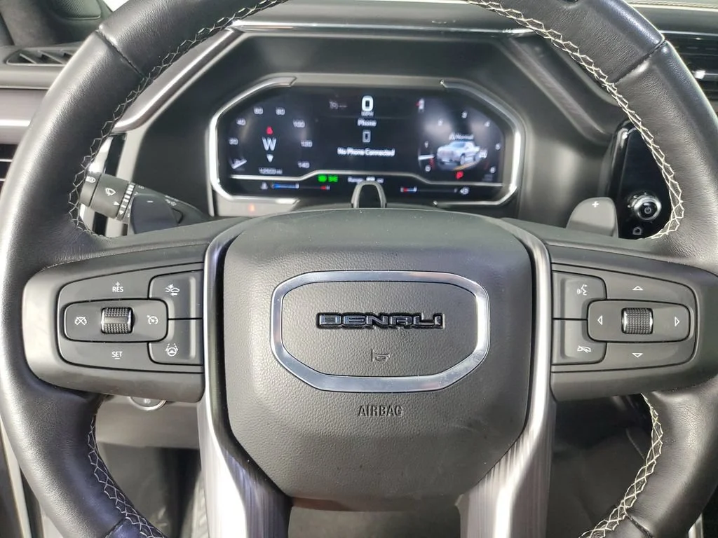 Used 2025 White Frost Tricoat GMC Denali Ultimate image 24