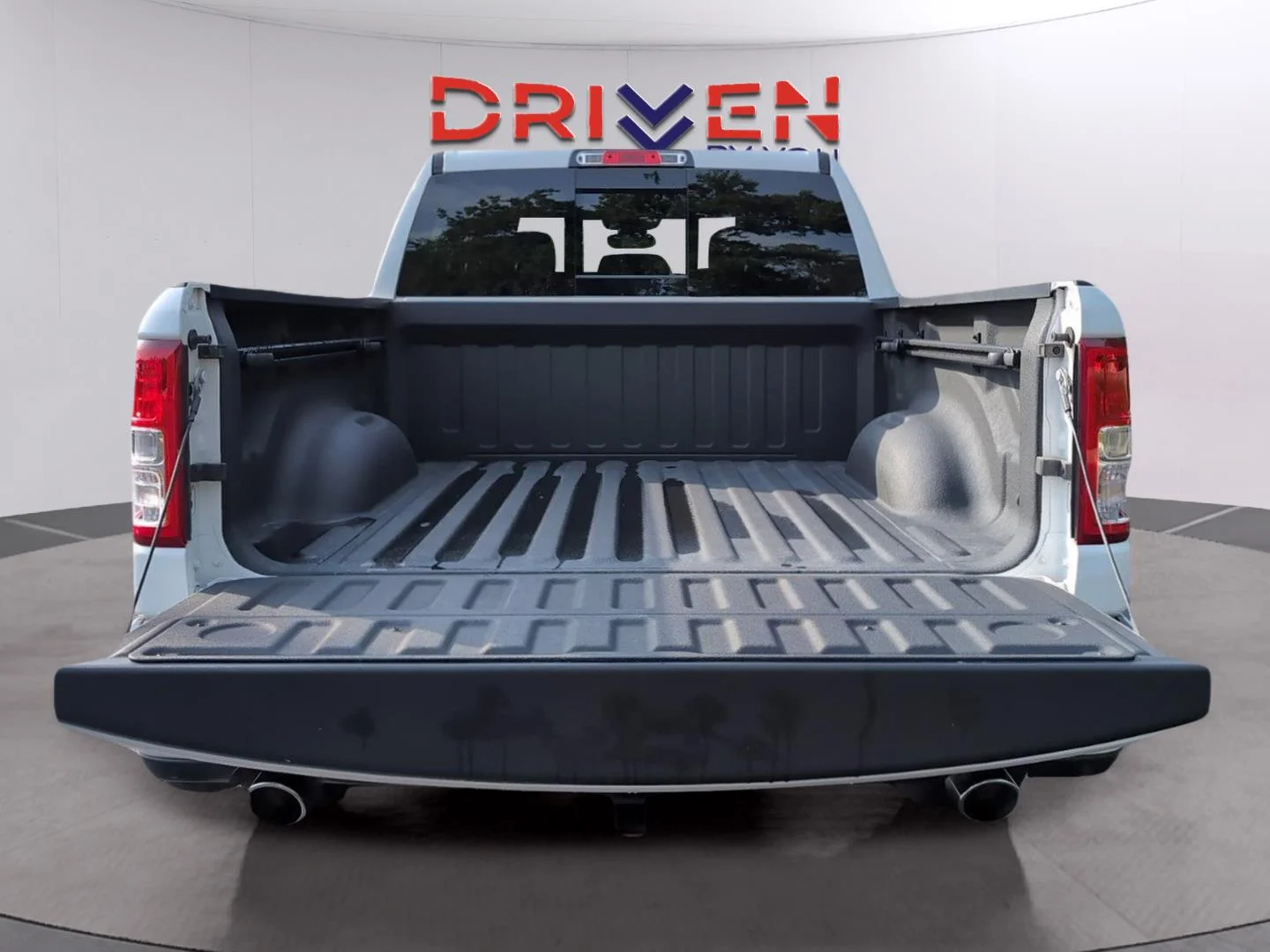 Used 2023 Bright White Clearcoat Ram Big Horn image 11