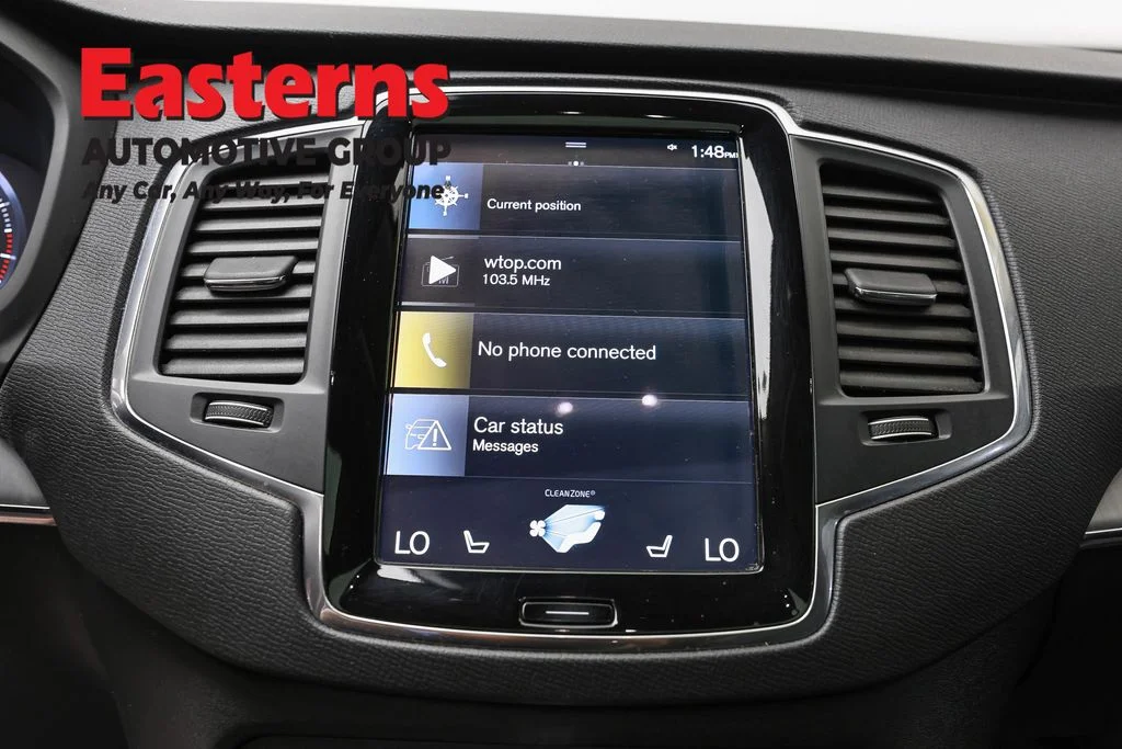 Used 2022 Gray Volvo T5 Momentum image 18