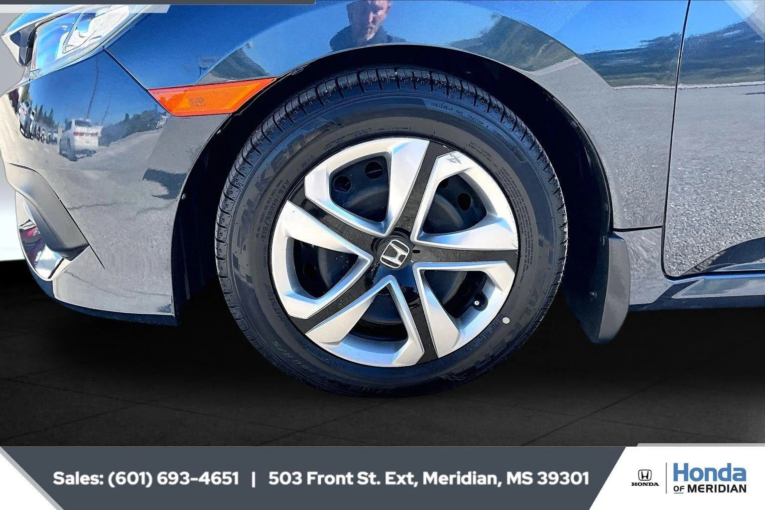 Used 2017  Honda LX image 7
