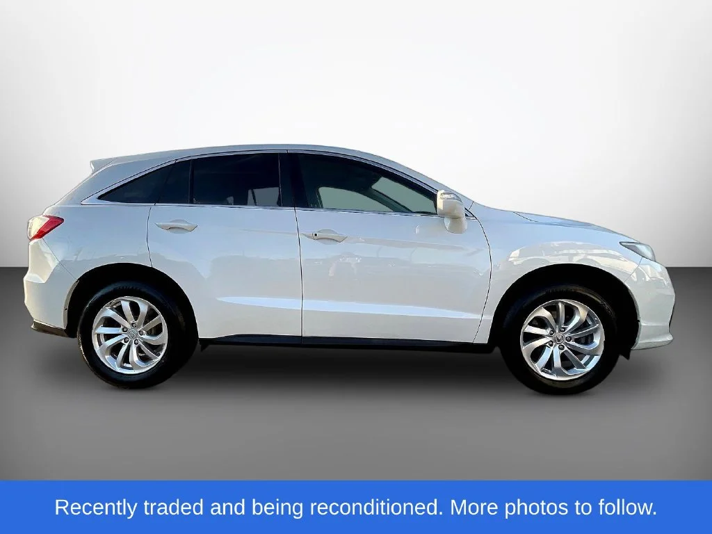 Used 2017 White Diamond Pearl Acura Base image 8