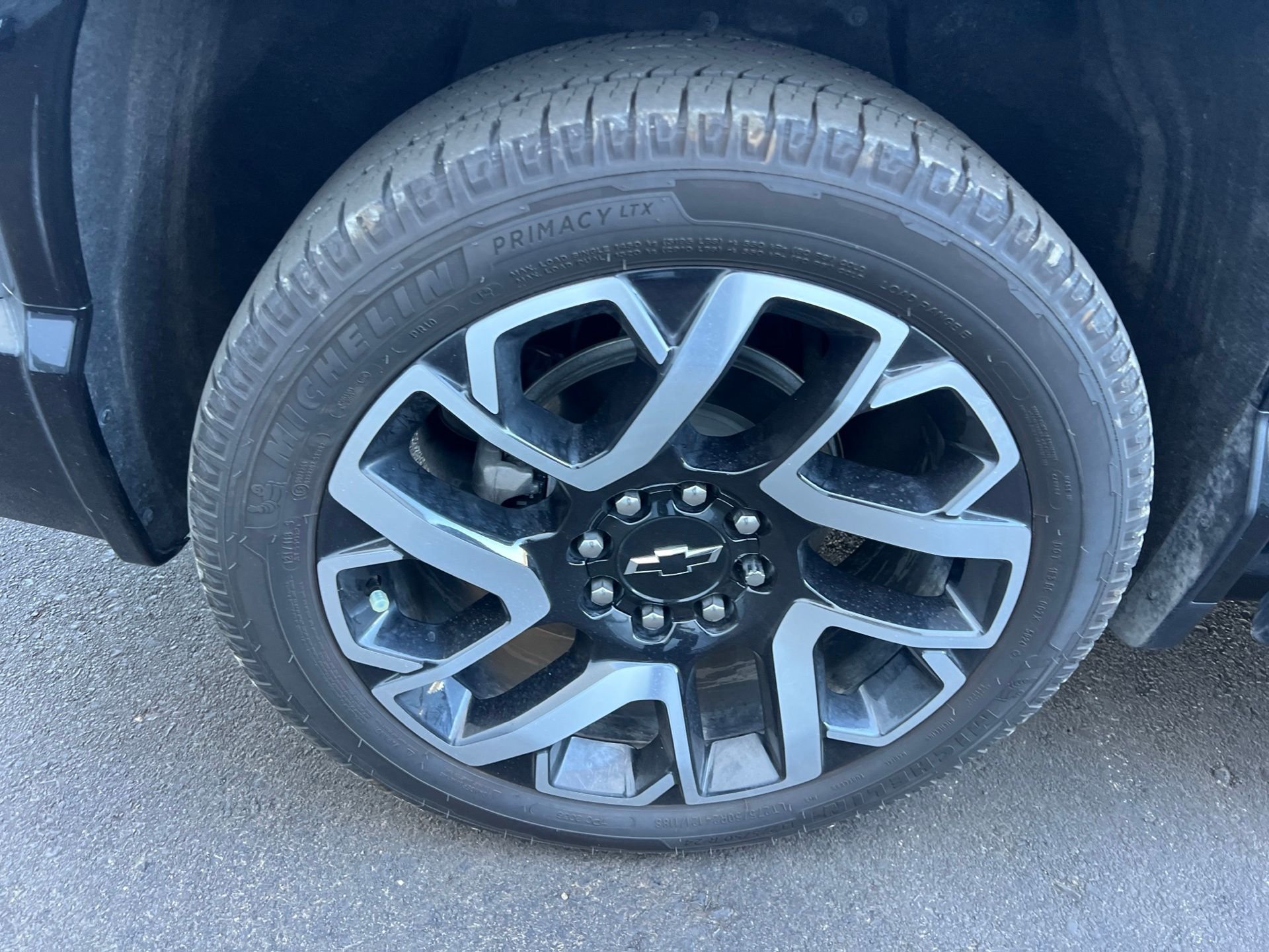 Used 2025 Gray Chevrolet RST image 13