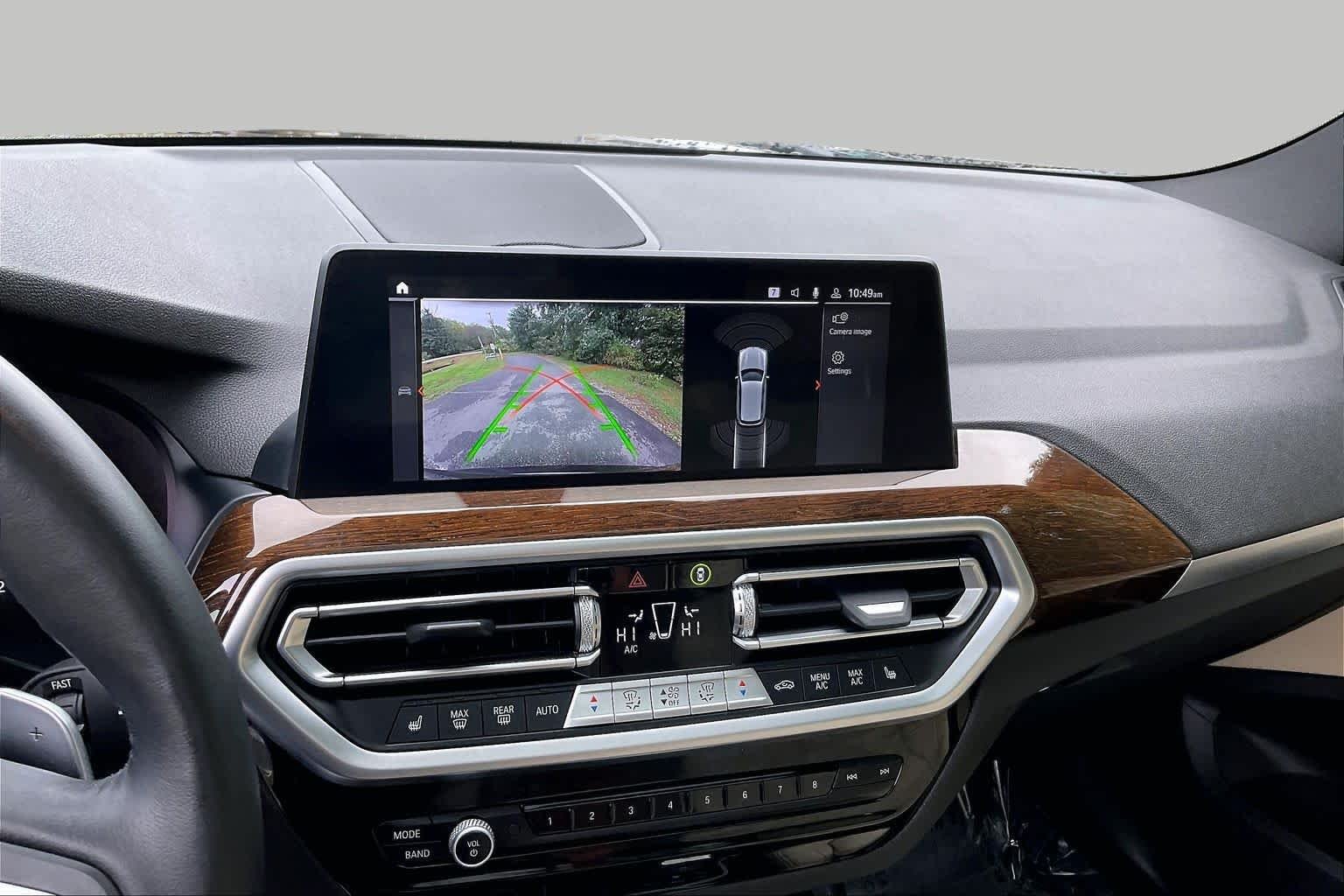 Used 2023 Dark Graphite Metallic BMW xDrive30i image 28