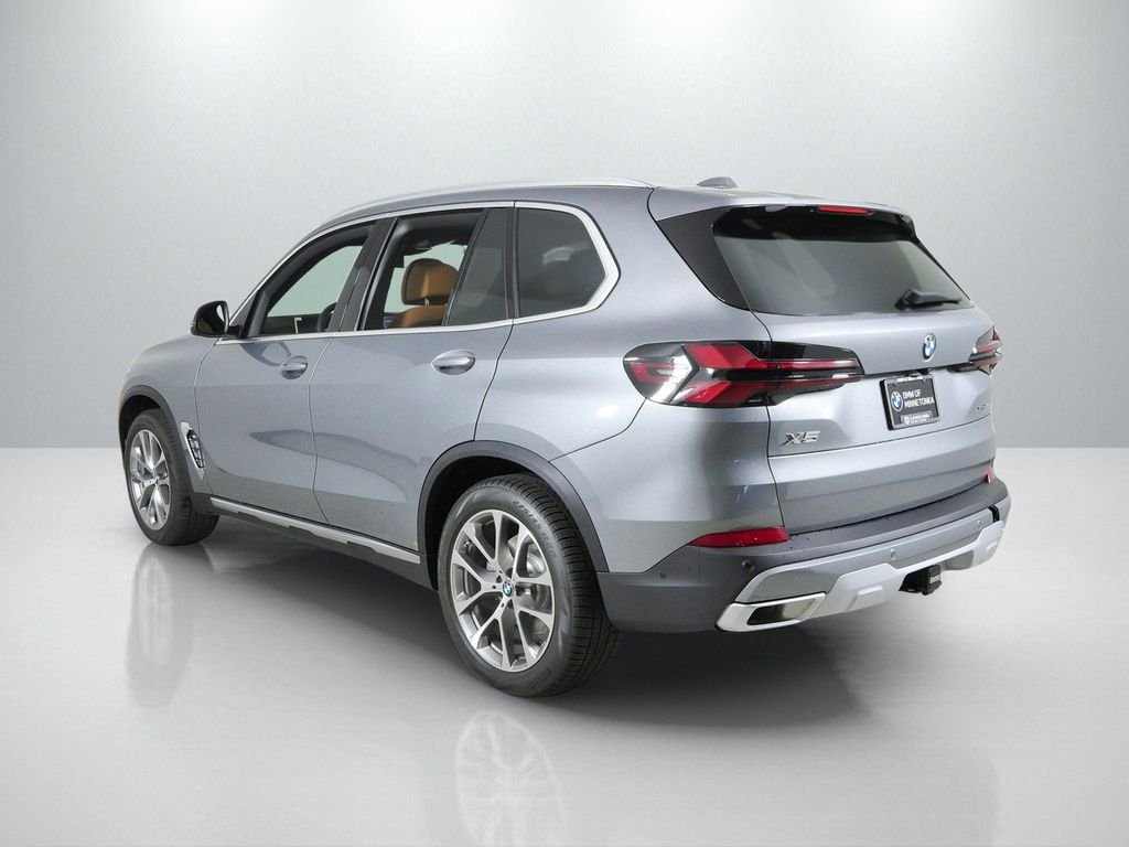New 2026 Skyscraper Grey Metallic BMW xDrive40i image 14