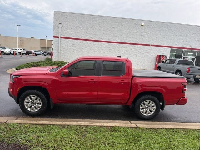 Used 2022 Red Nissan SV image 4