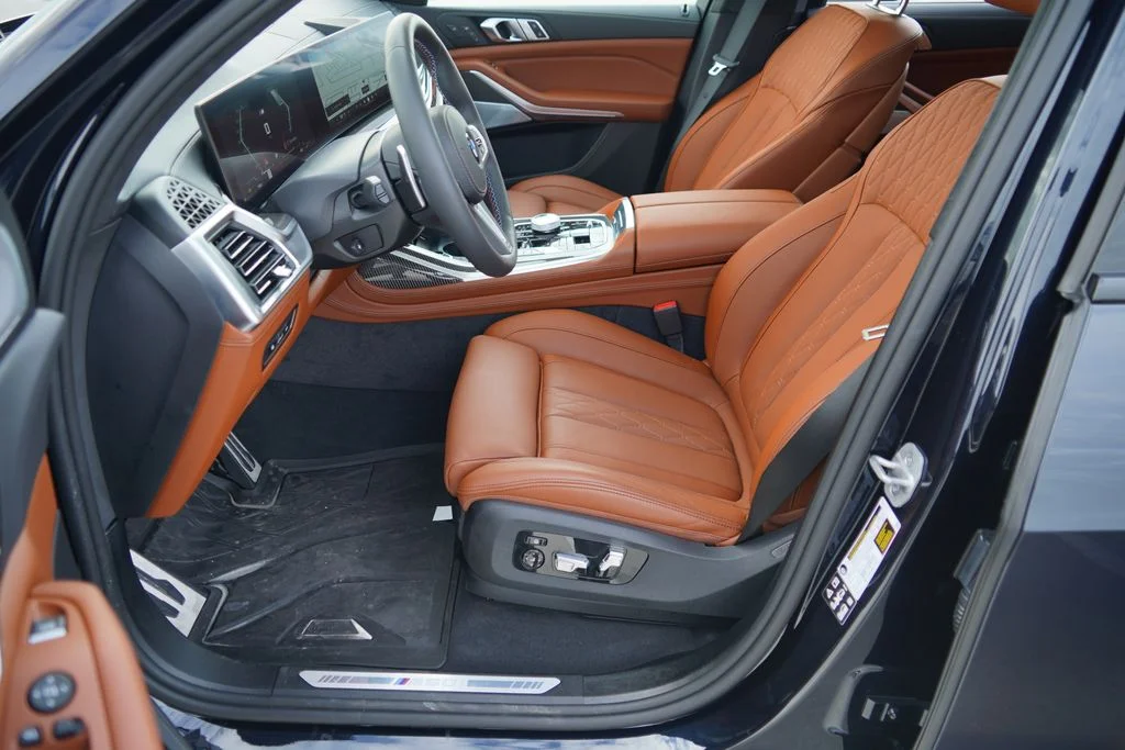 2026 BMW X7 M60i - Photo 9