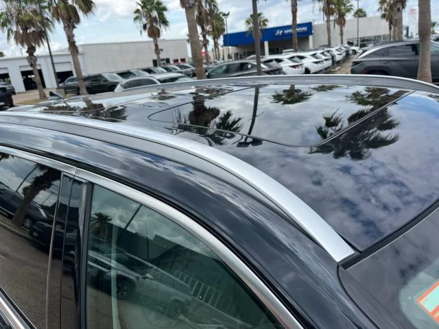 Used 2021 White Hyundai Calligraphy image 9