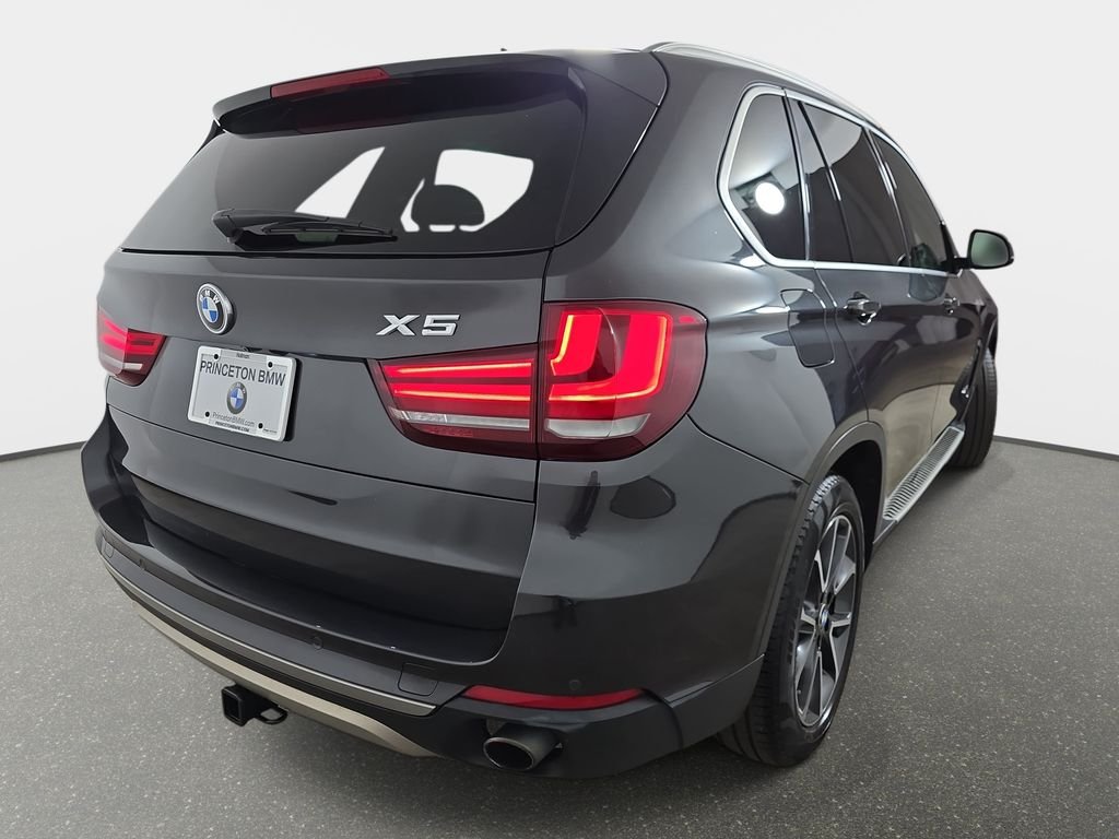Used 2015 Dark Graphite BMW xDrive35i image 39