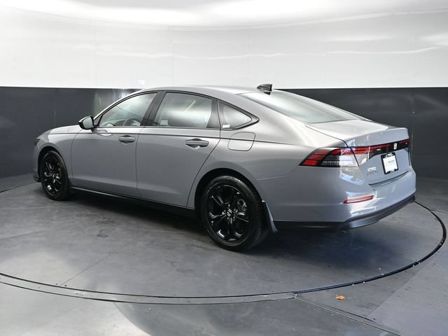 Certified Used 2025 Urban Gray Pearl Honda 1.5T SE image 42