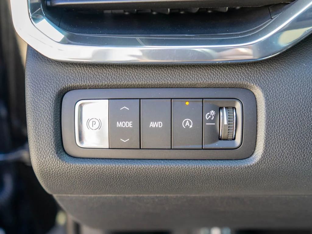 2026 GMC Acadia Denali - Photo 21