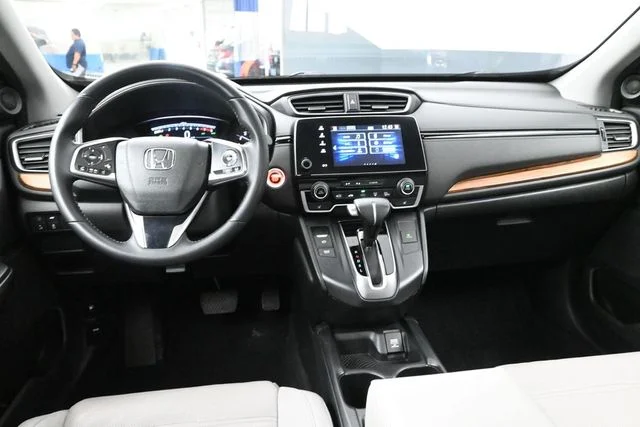 Used 2018 Red Honda EX-L image 21