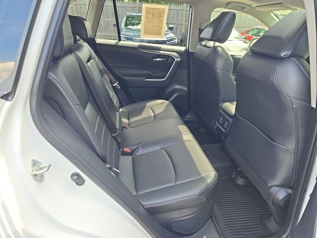 Used 2023 Beige Toyota XLE Premium image 11