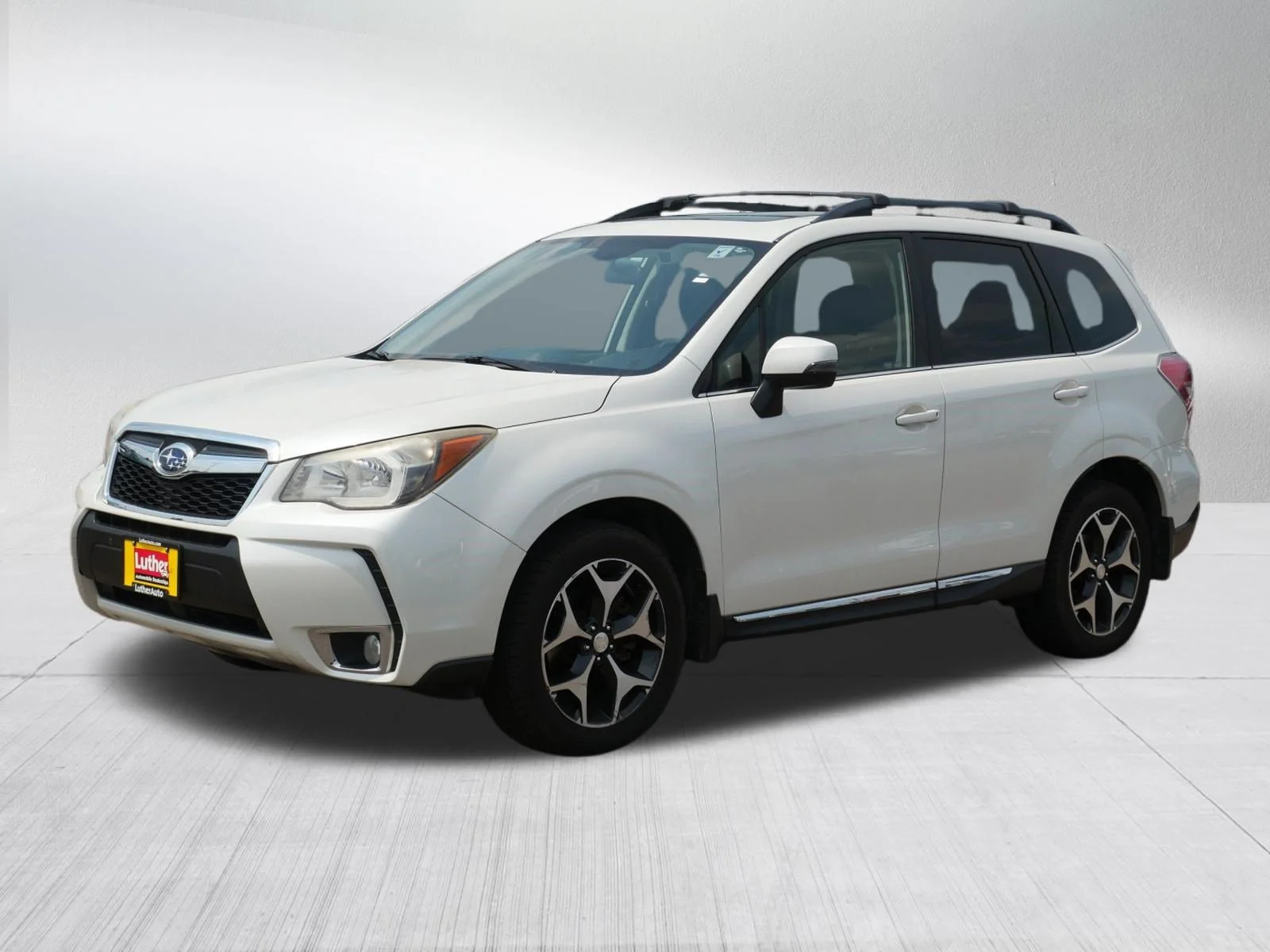Used 2015 Satin White Pearl Subaru 2.0XT Touring image 3