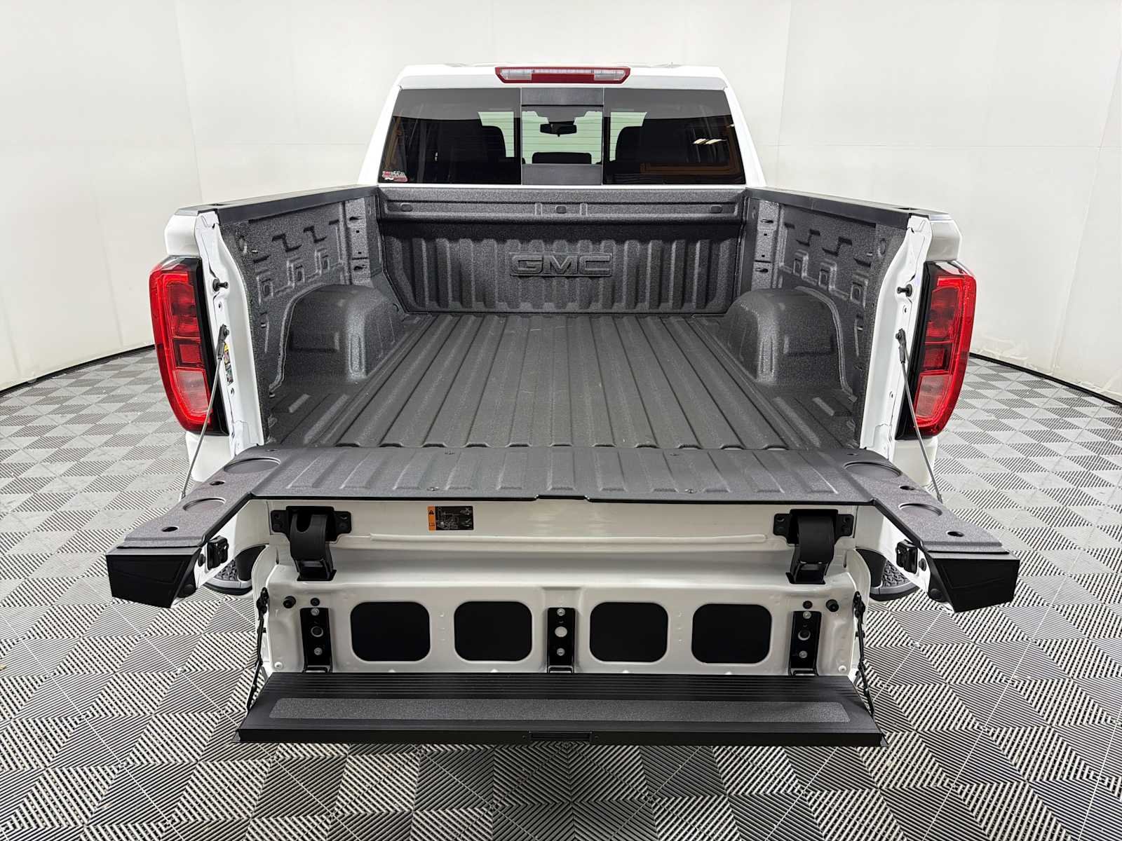 New 2026 Summit White GMC Elevation image 16