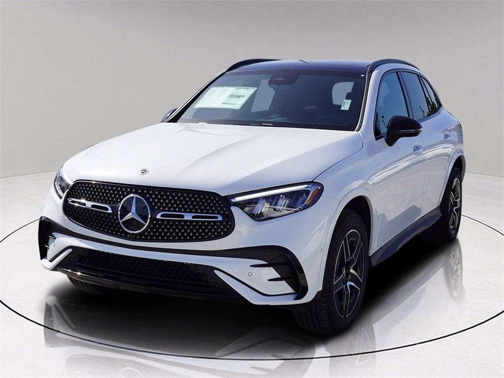 2026 Mercedes-Benz GLC Base - Photo 3