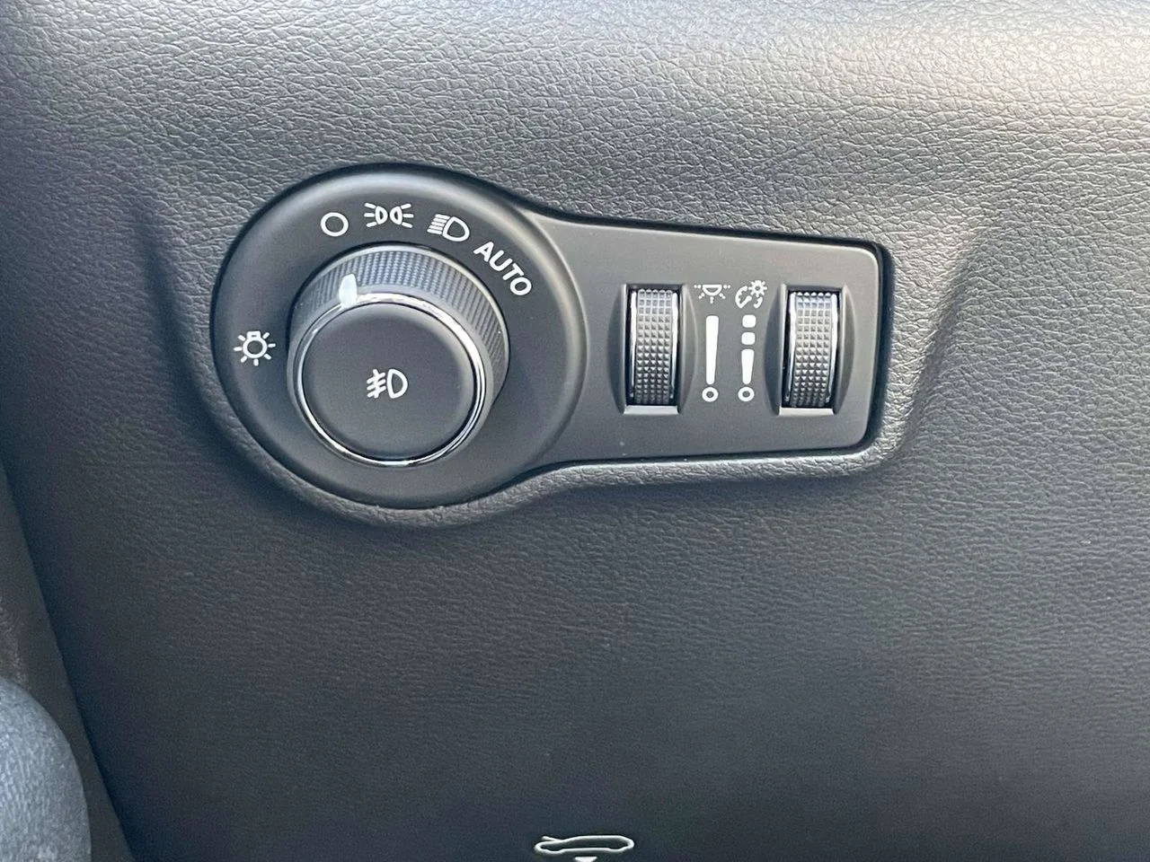 2026 Jeep Compass Altitude - Photo 13