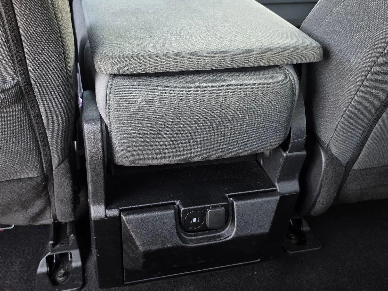 Used 2025  Ford XLT image 18