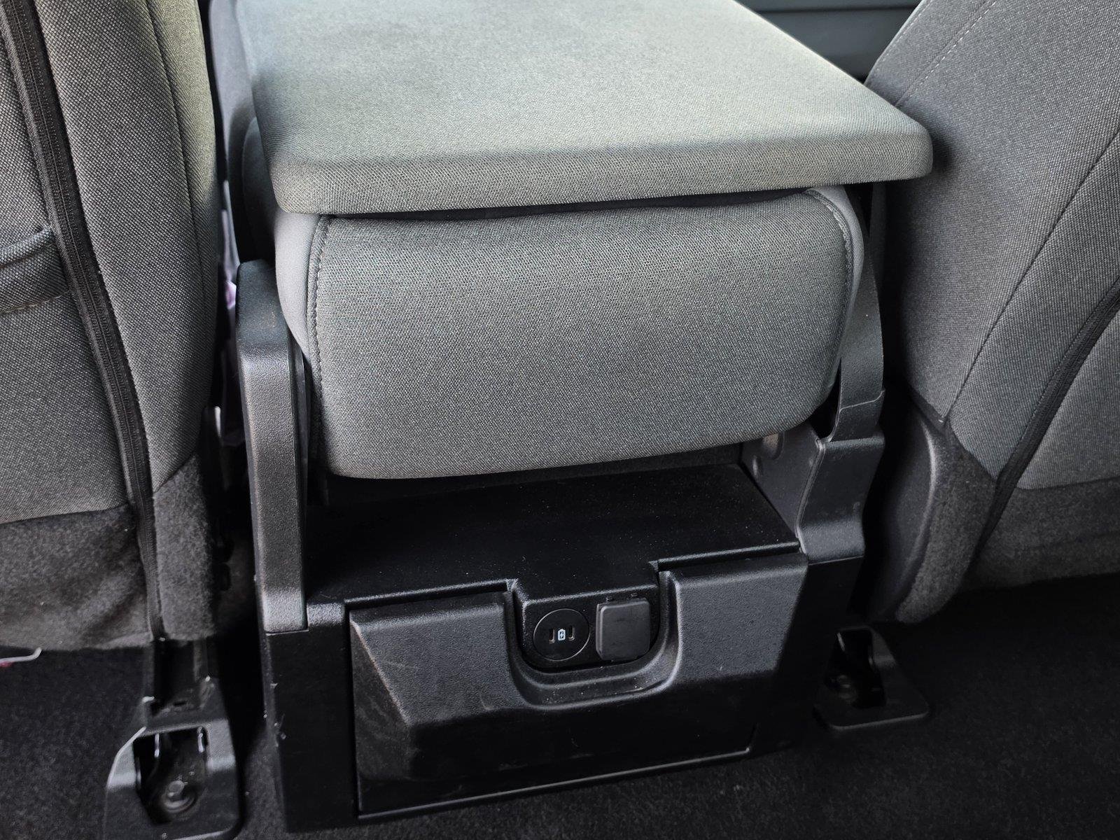 Used 2025  Ford XLT image 18