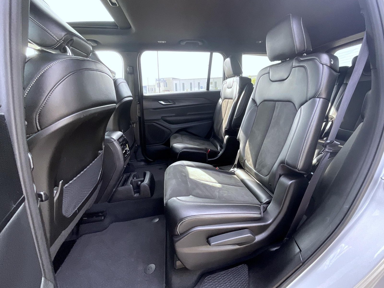 Used 2025 Silver Jeep Altitude X image 19