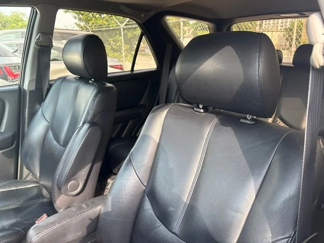Used 2001 Blue Lexus 300 image 2