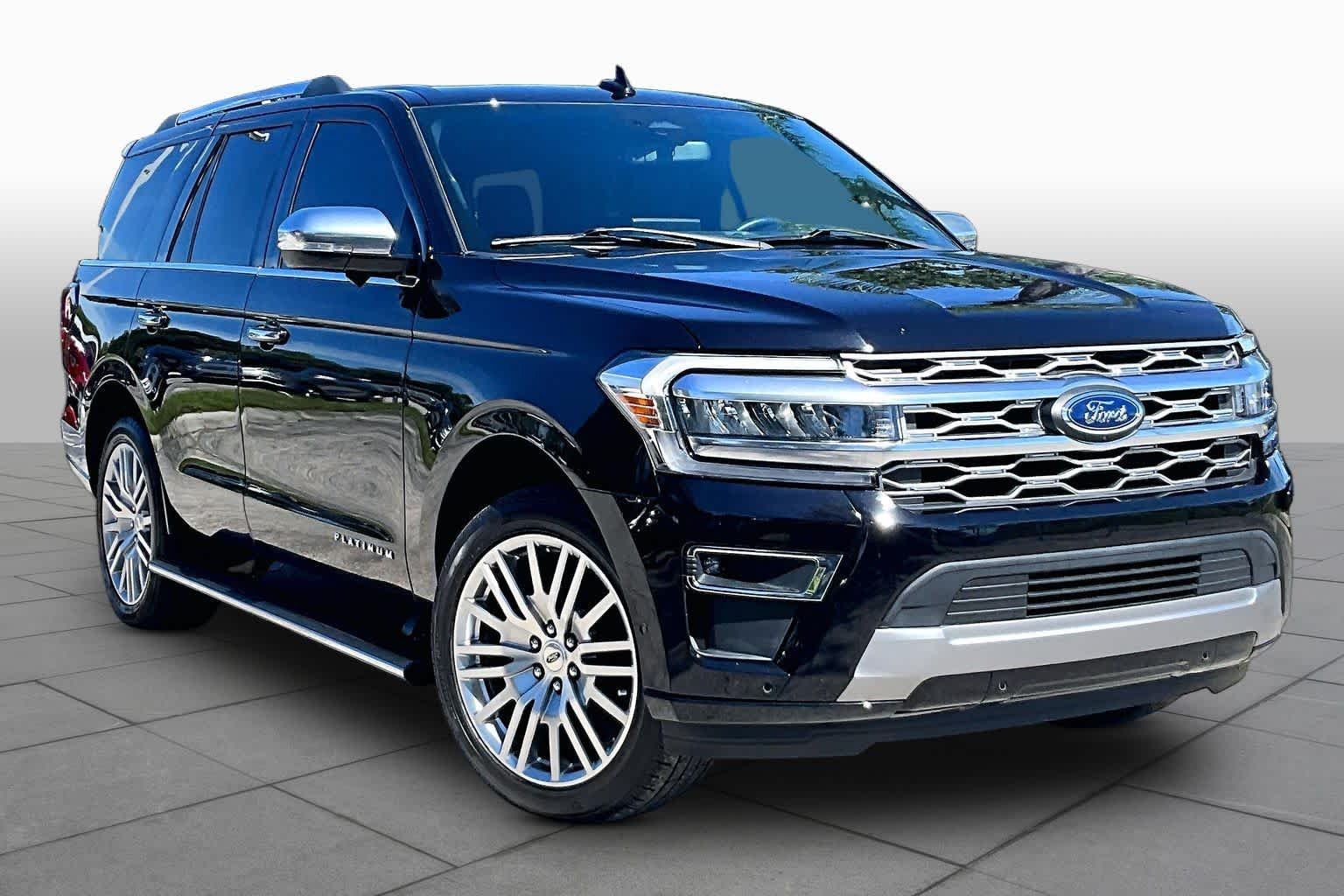 Used 2024 Agate Black Metallic Ford Platinum image 3