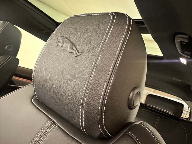 2026 Jaguar F-Pace R-Dynamic S - Photo 16