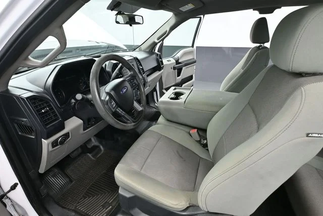 Used 2016 White Ford XL image 15