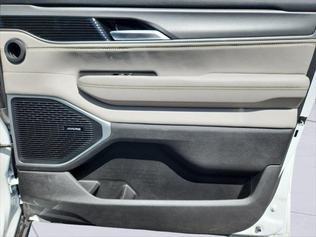 New 2026 Bright White Clearcoat Jeep Grand Wagoneer image 20