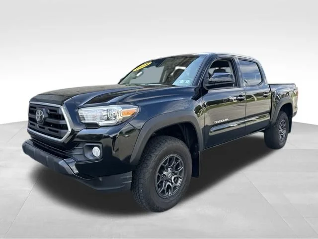 Used 2018 Black Toyota SR5 image 1