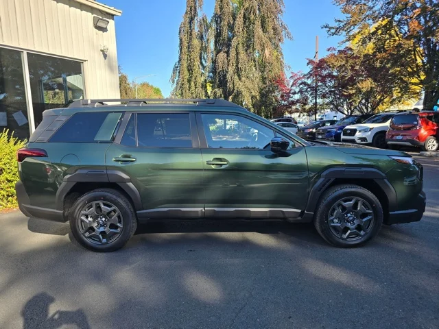 New 2026 DEEP EMERALD GREEN PEARL Subaru Premium image 27