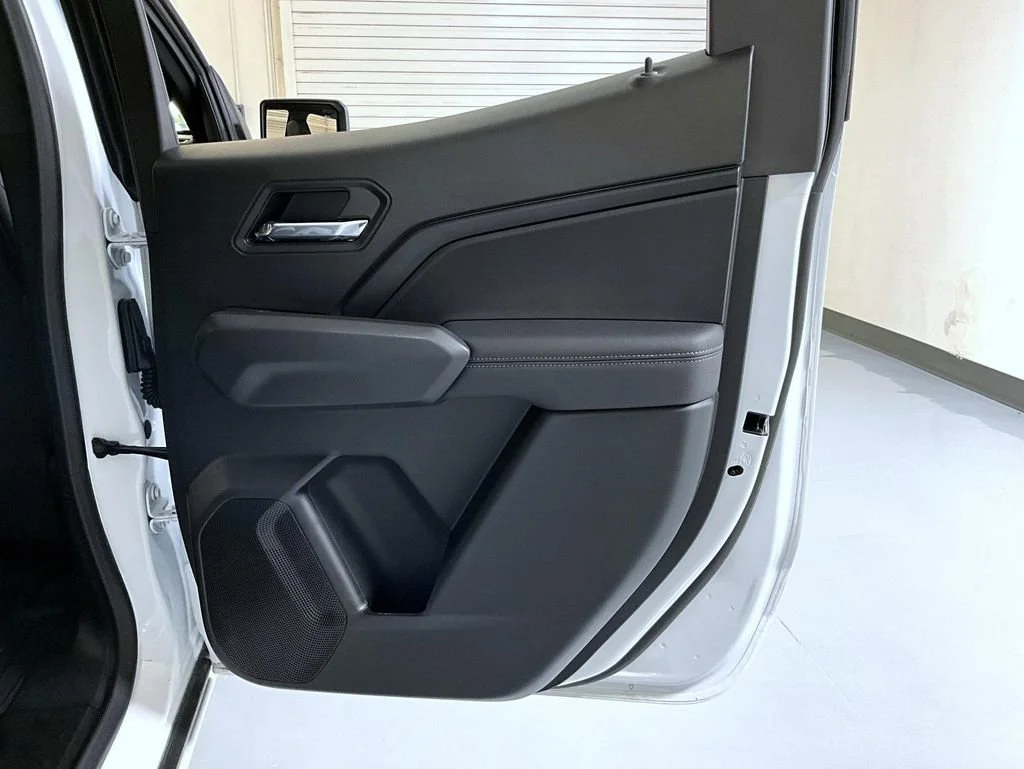 New 2026 Summit White Chevrolet LT image 17
