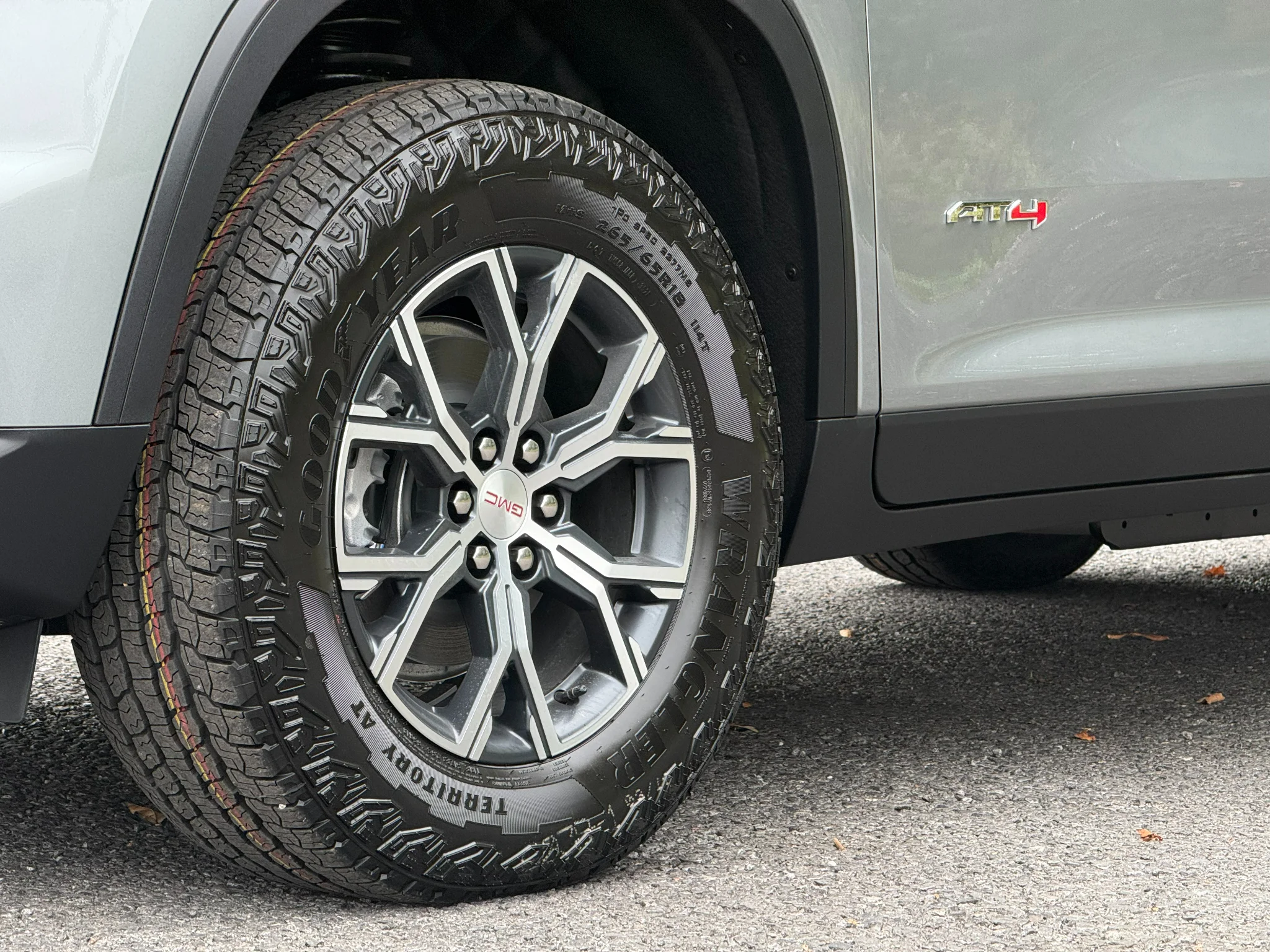 New 2027 Sterling Metallic GMC AT4 image 15