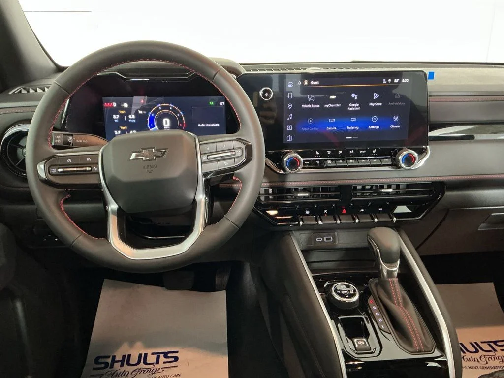 New 2026 White Chevrolet Z71 image 15