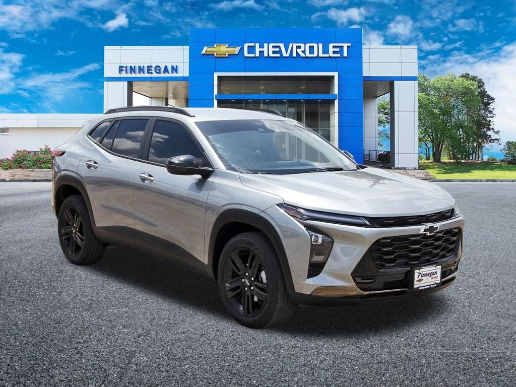 Used 2025 Gray Chevrolet ACTIV image 9