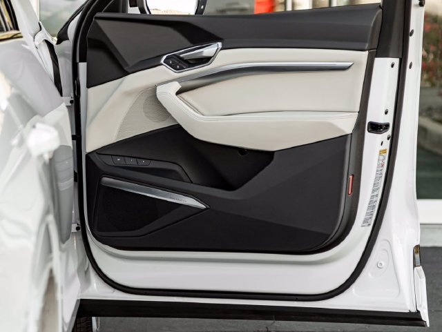 Used 2024 Glacier White Audi Prestige image 35