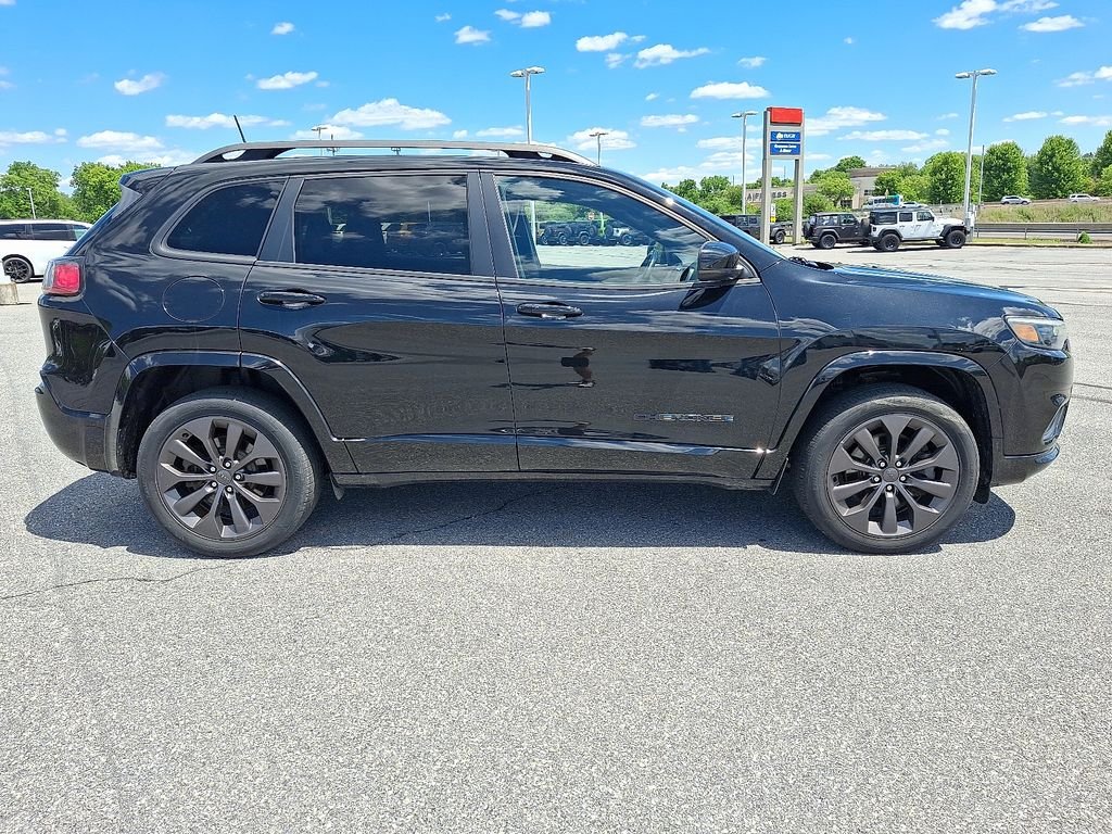 Used 2019 Black Jeep Limited image 8