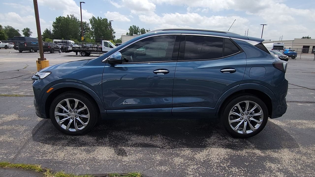Used 2024 Blue Buick Avenir image 5