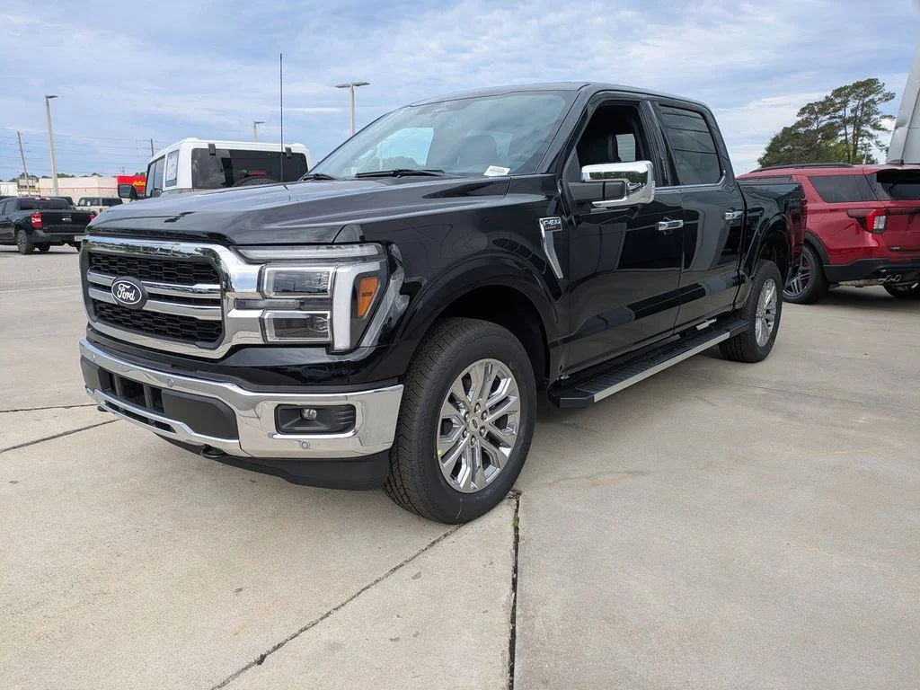 New 2026 Agate Black Metallic Ford Lariat image 7