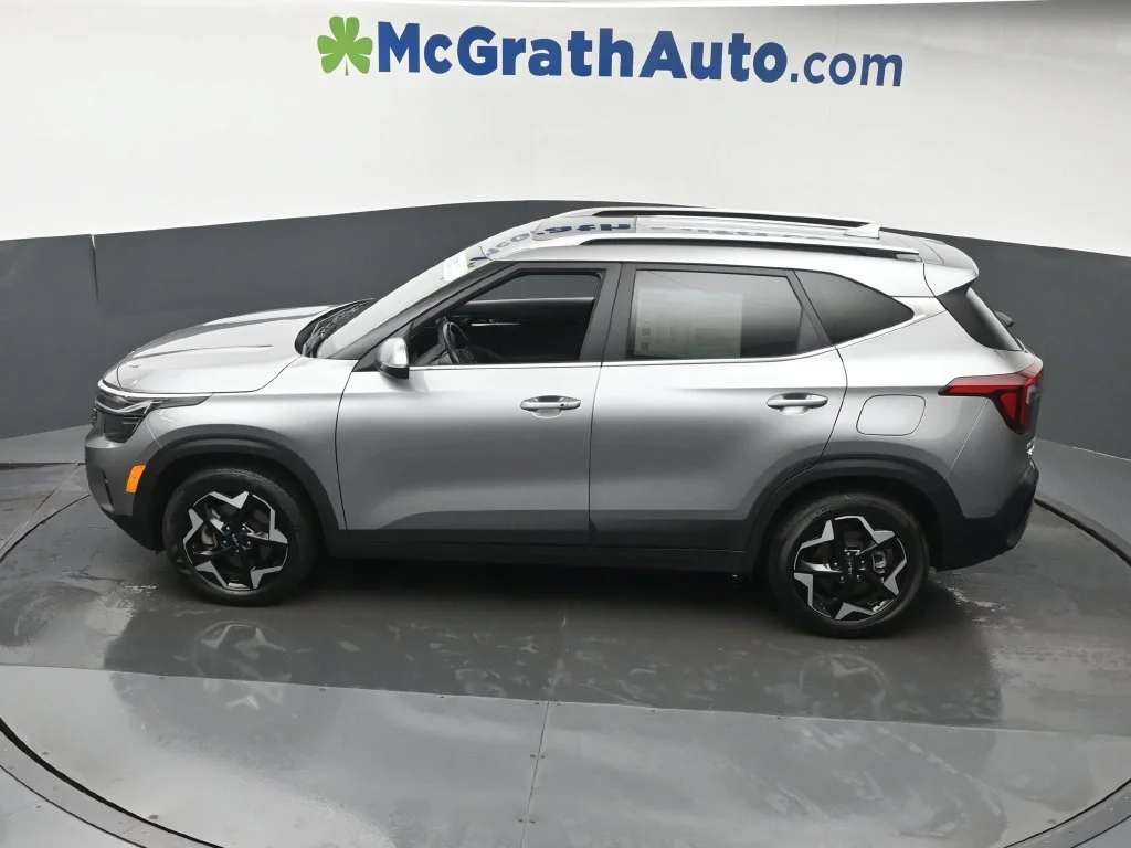 Certified Used 2024 Gray Kia EX image 25