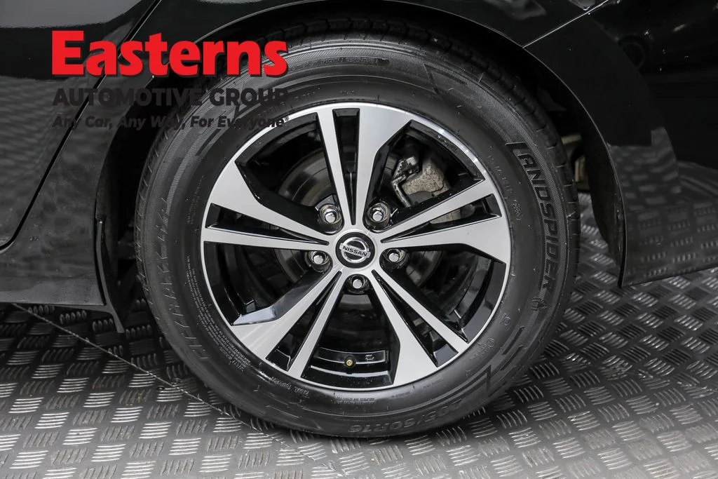 Used 2022 Black Nissan SV image 8