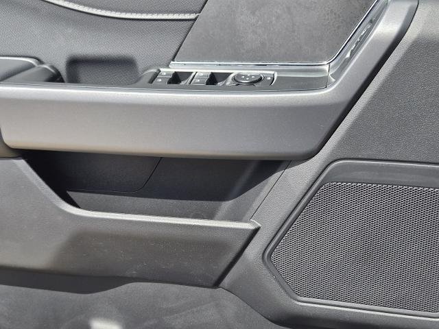 New 2026 Agate Black Metallic Ford XLT image 35