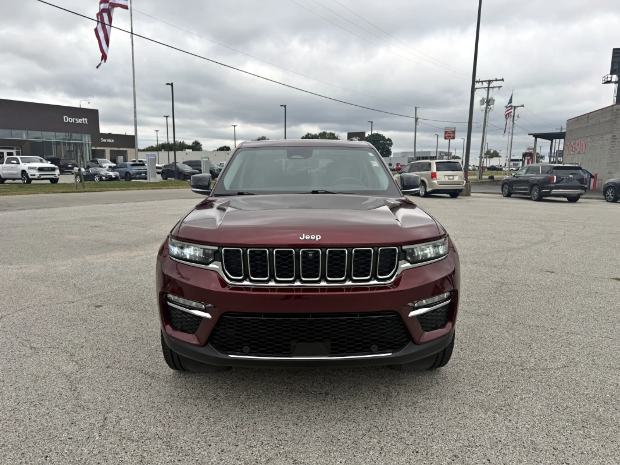 Used 2022 Velvet Red Pearl Jeep Limited image 2