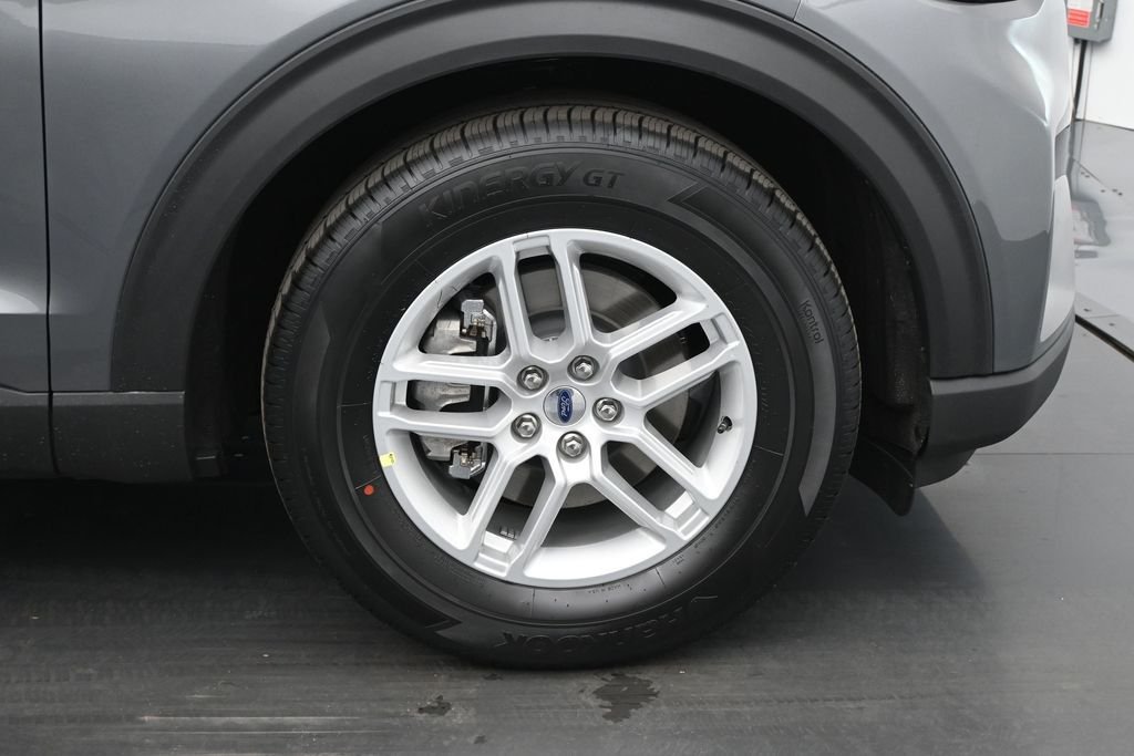 New 2026 Carbonized Gray Metallic Ford Active image 23