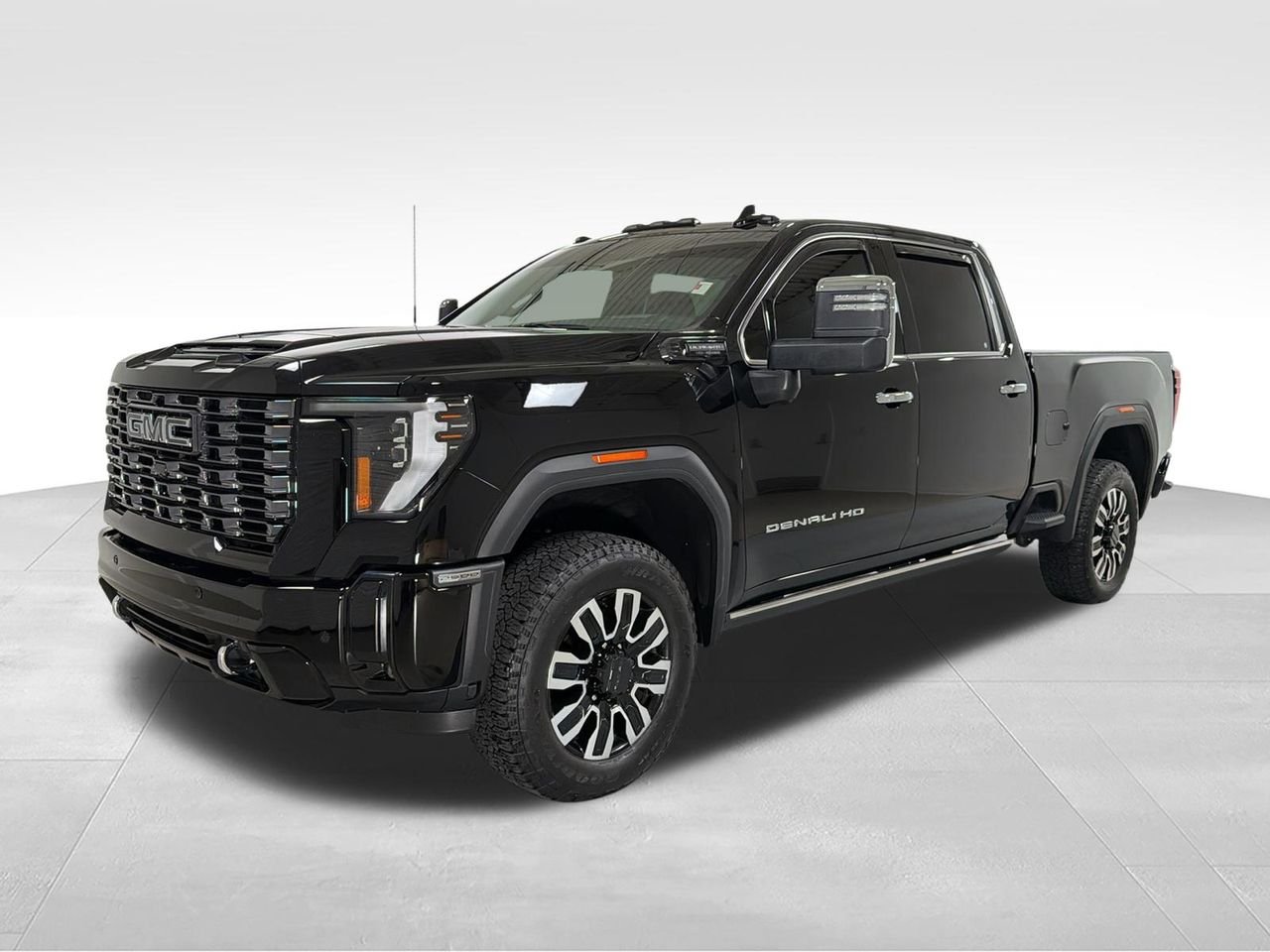 2025 GMC Sierra 4WD Crew Cab Long Box Denali Ultimate's photo
