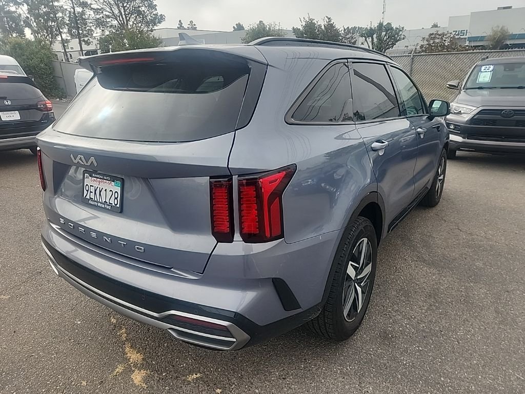 Certified Used 2022 Silver Kia S image 13