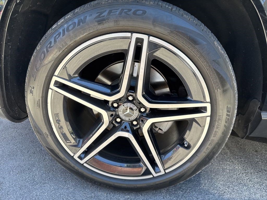 Certified Used 2023 Black Mercedes-Benz 4MATIC® image 39